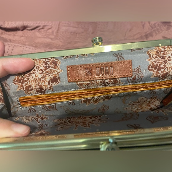 Large Hobo wallet - Picture 6 of 6